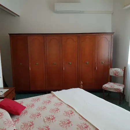 Apartment Maestrale *